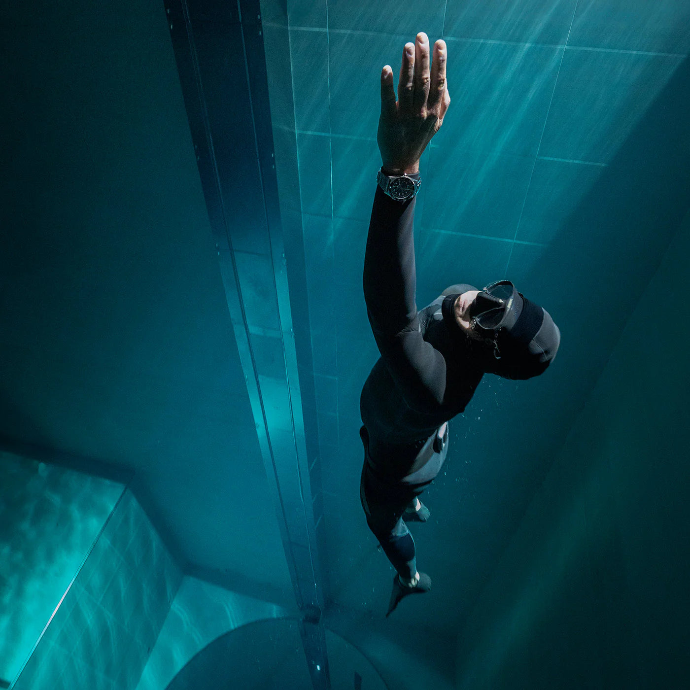 Timex® Deepwater Reef 200 GMT 41mm Synthetic Rubber Strap Watch | Blue