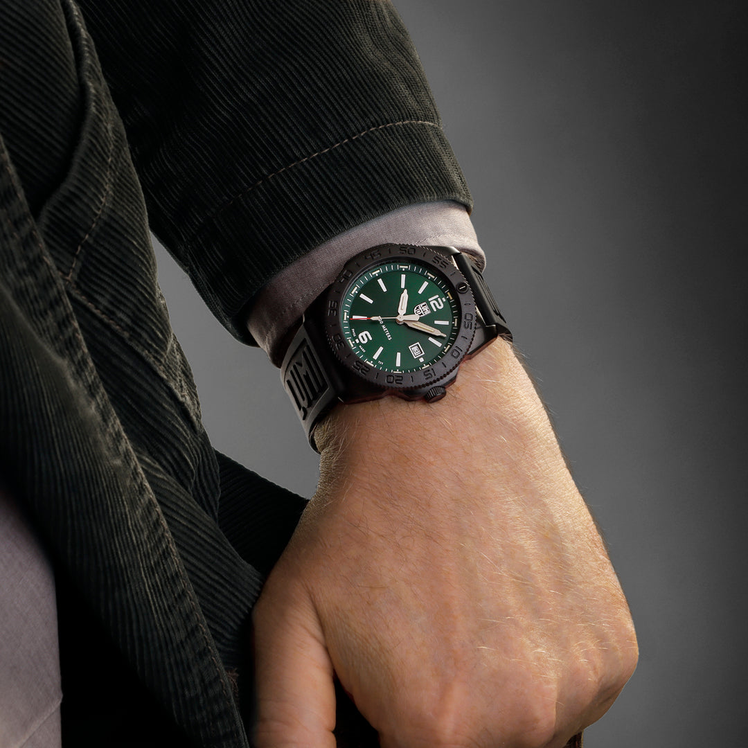 Pacific Diver 3137.B