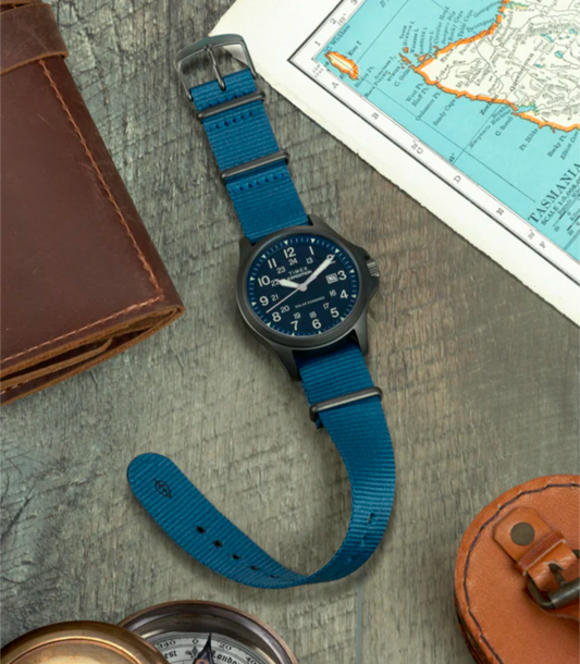 Expedition® Field Post Solar
41mm Eco-Conscious Fabric Strap Watch Blue