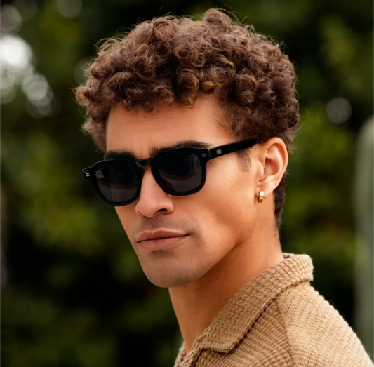 Nelson Black Lens